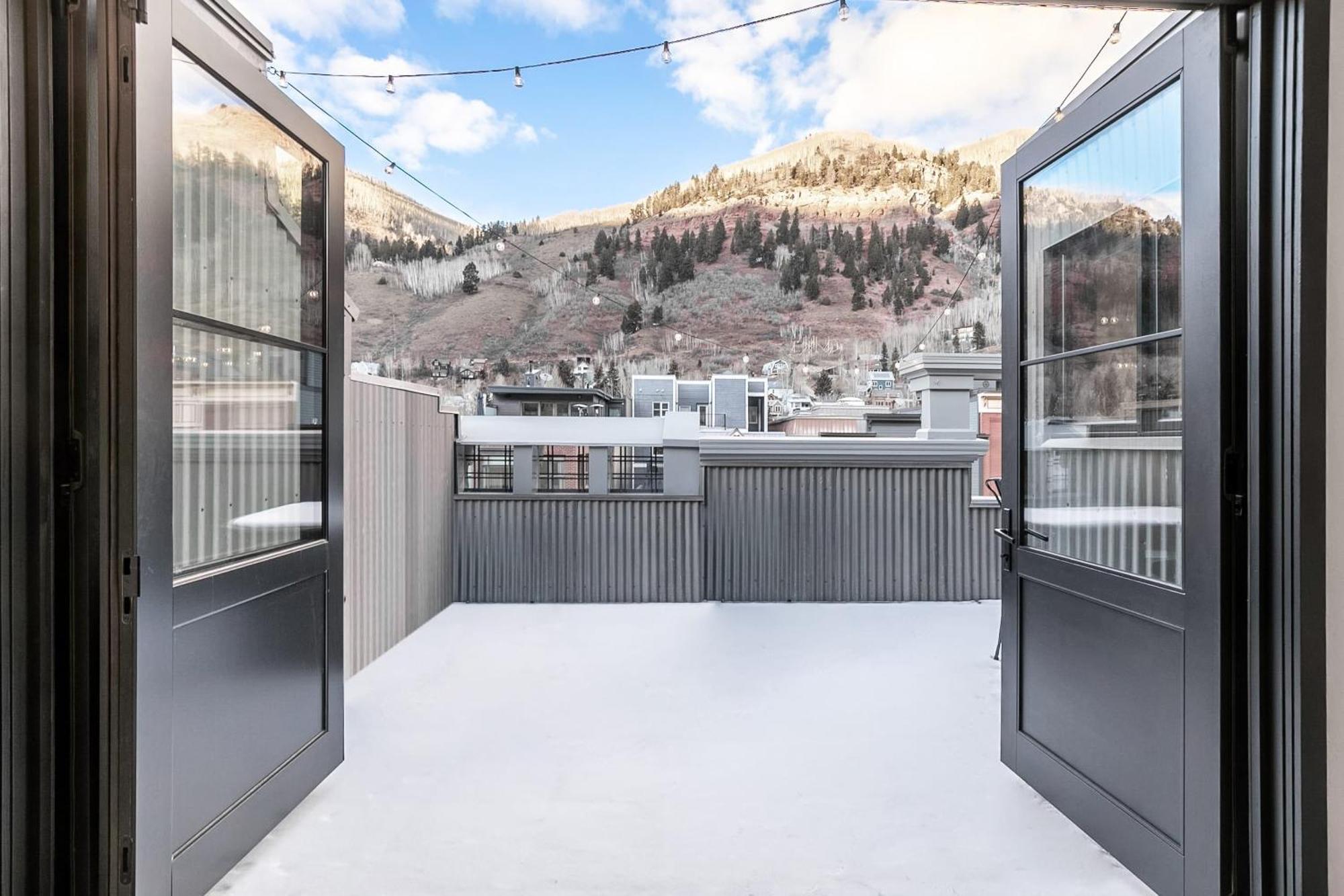 New San Juan 303 By Avantstay Modern Penthouse W Deck Overlooking Main Street Telluride Zewnętrze zdjęcie